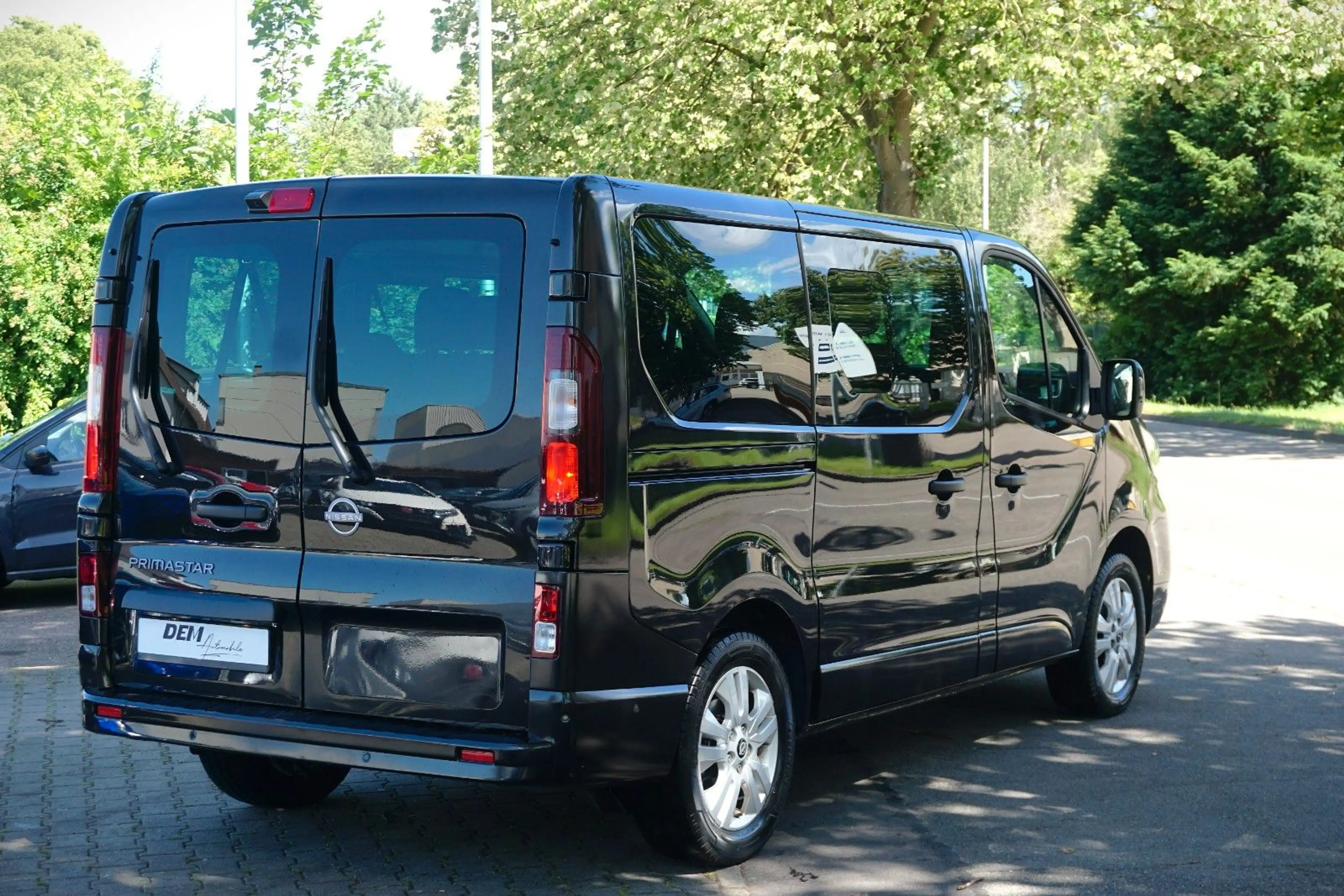 Nissan Primastar Kombi L1H1 2,8t Tekna / 9 Sitze / 1.HD — photo 4