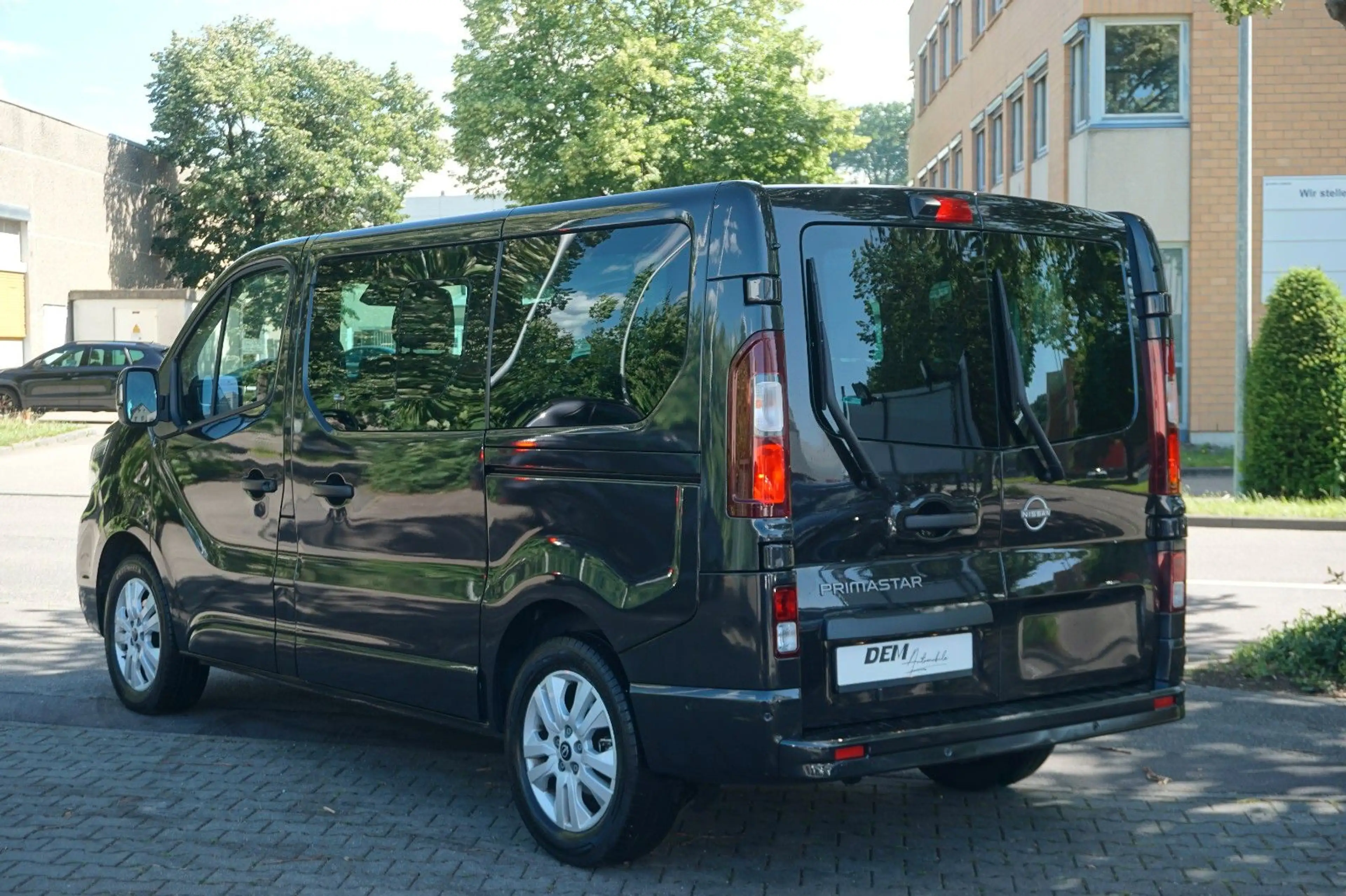 Nissan Primastar Kombi L1H1 2,8t Tekna / 9 Sitze / 1.HD — photo 2