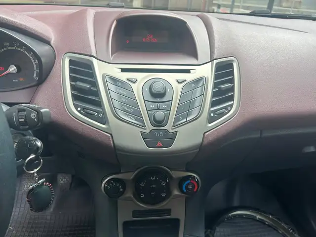 Ford Fiesta view 15