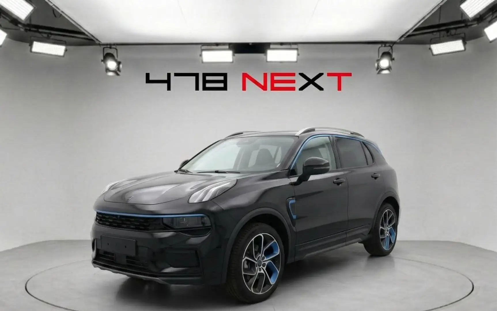 Lynk & Co 01 01 1.5 192KW PHEV DCT Schwarz - 1