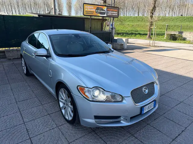 Jaguar XF 2.7d Premium Luxury TAGLIANDI JAGUAR 2 TRENI GOMME