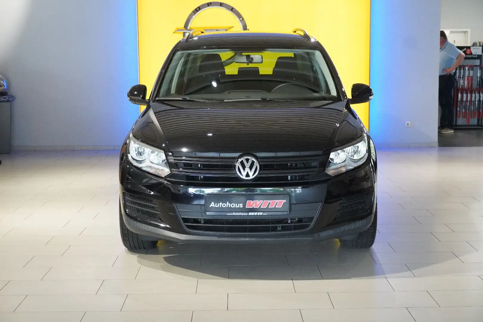 Volkswagen Tiguan BMT °Sthzg°Facelift°AHK°Scheckheft°Black° Zwart - 2