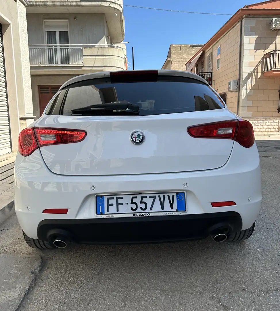Alfa Romeo Giulietta 2.0 jtdm(2) Distinctive 170cv - 1