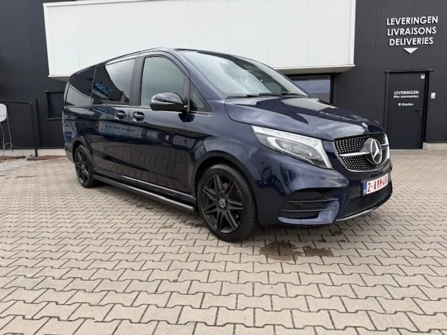 Mercedes-Benz V 300 V 300 d lang 4Matic 9G-TRONIC AMG-pakket Bleu - 1