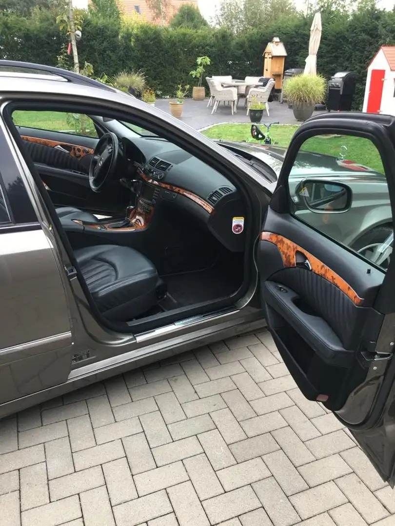 Mercedes-Benz E 280 E 280 T CDI Elegance DPF Gris - 1