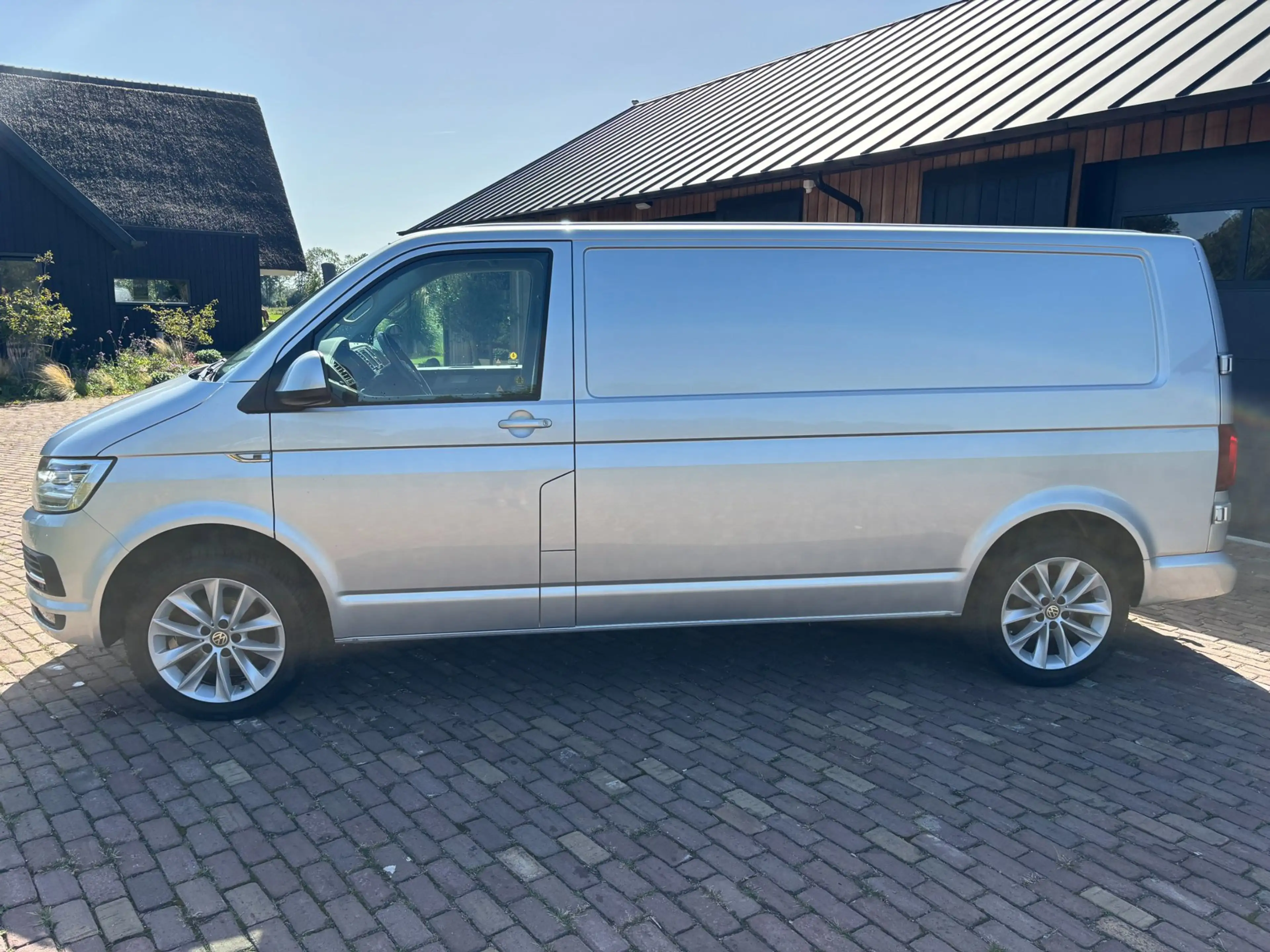 Volkswagen Transporter 2.0 TDI L2H1 DC Highline.NL BUS ,LAGE KMSTAND,ZEER — photo 3