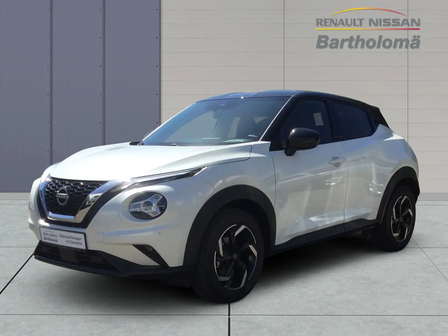 Nissan Juke N-Connecta DIG-T 114PS 6MT Weiß - 1