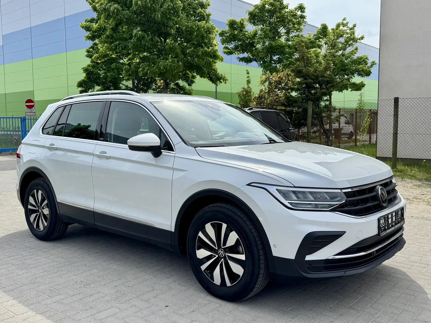 Volkswagen Tiguan Move, DSG, LED, Navi, R-Kamera, ACC, Alus, PDC,SHZ Blanc - 1