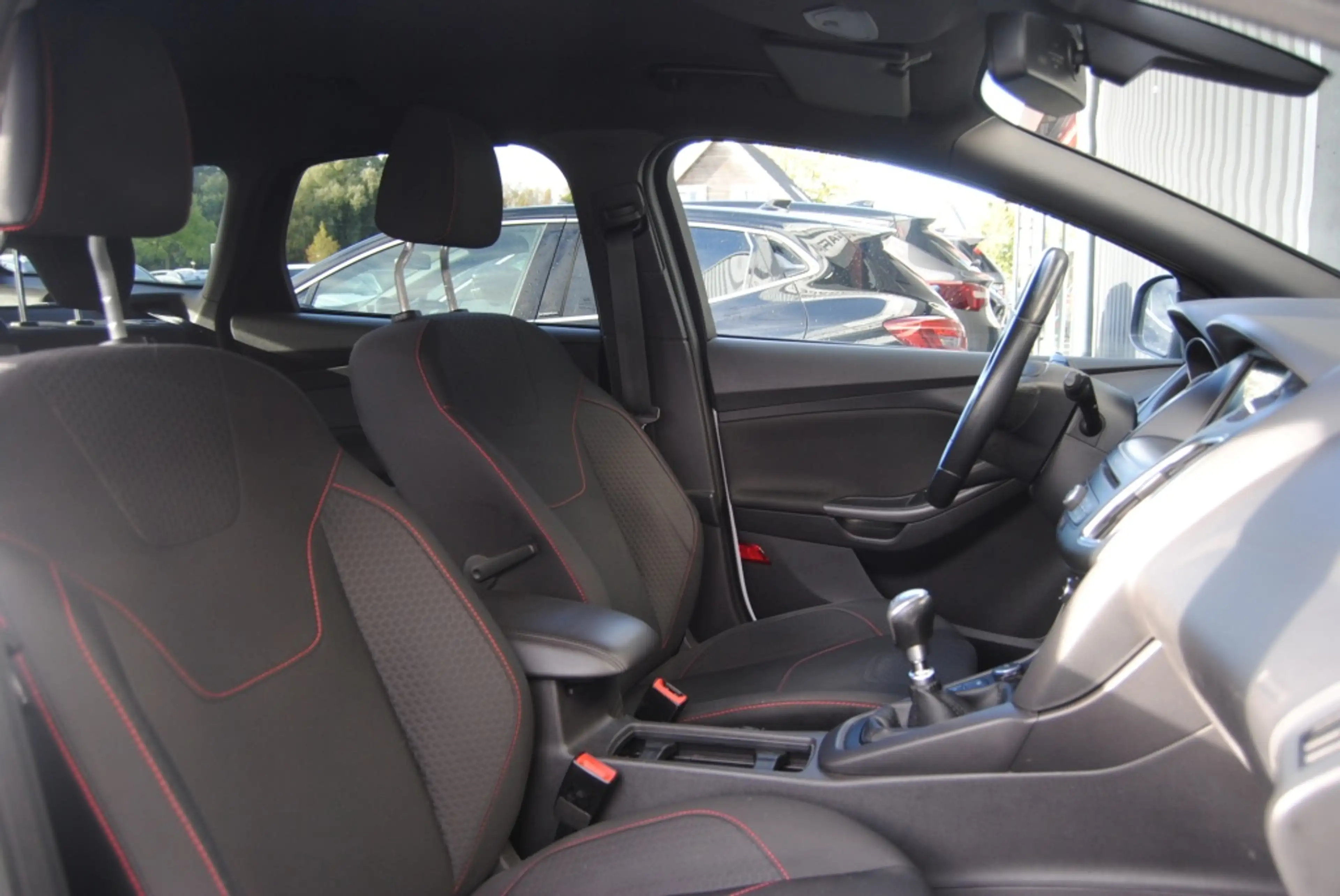 Ford Focus Wagon 1.5 ST-Line | 150 pk | Camera | Carplay — photo 9