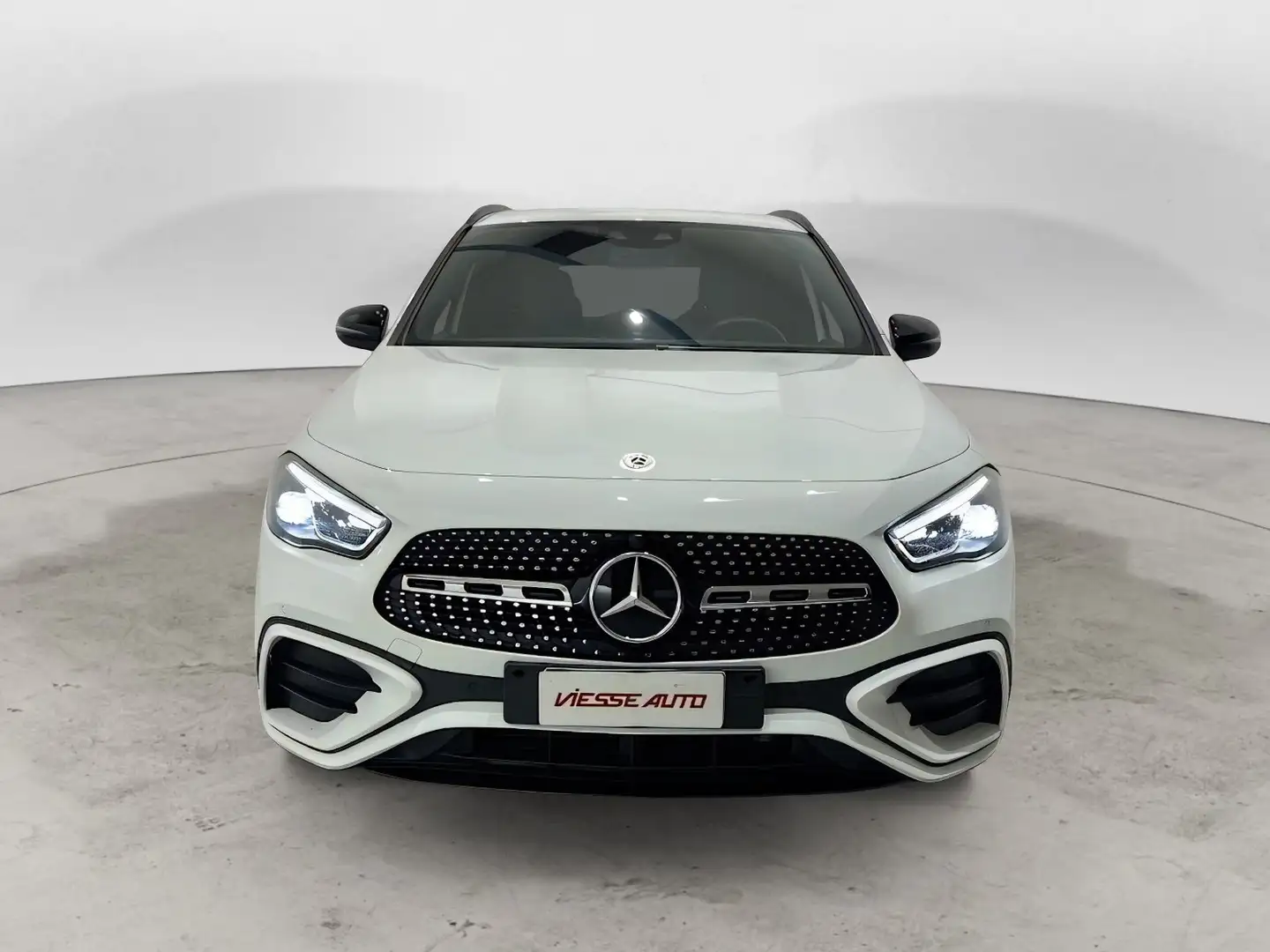 Mercedes-Benz GLA 220 GLA Premium Plus 4matic auto - 2