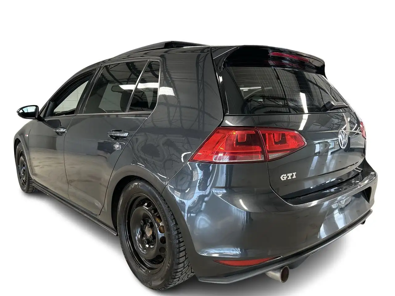 Volkswagen Golf GTI снимка Volkswagen Golf GTI