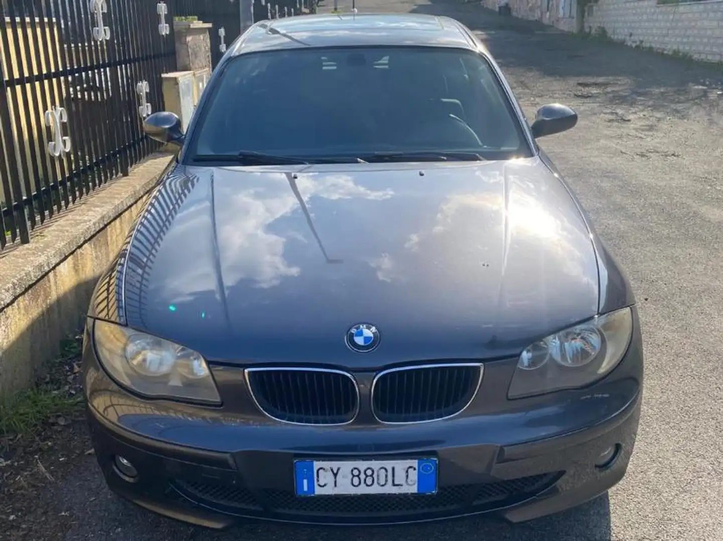 BMW 116 116i Attiva Gri - 1