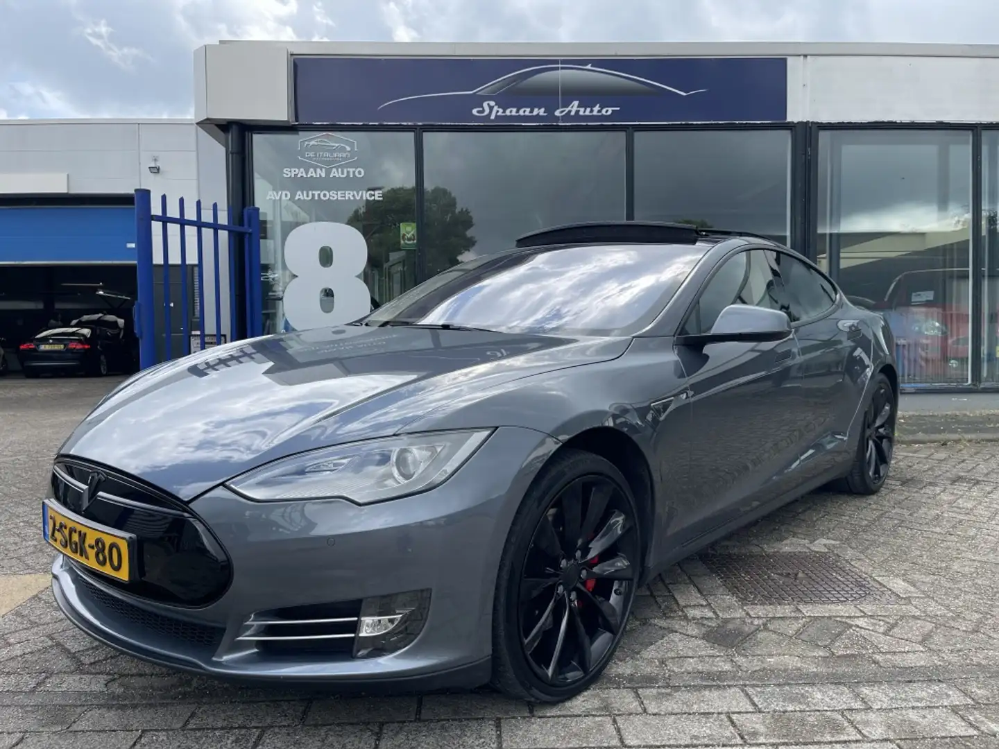 Tesla Model S motors Performance | FREE SUPERCHA 85 Performance Gris - 1
