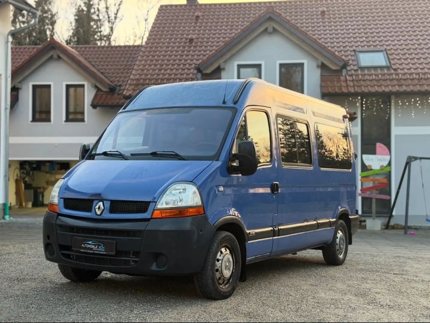 Renault Master 2.5 dCi L2H2* 1.HAND * KLIMA * 9-SITZER *ROLLSTUHL Blau - 1
