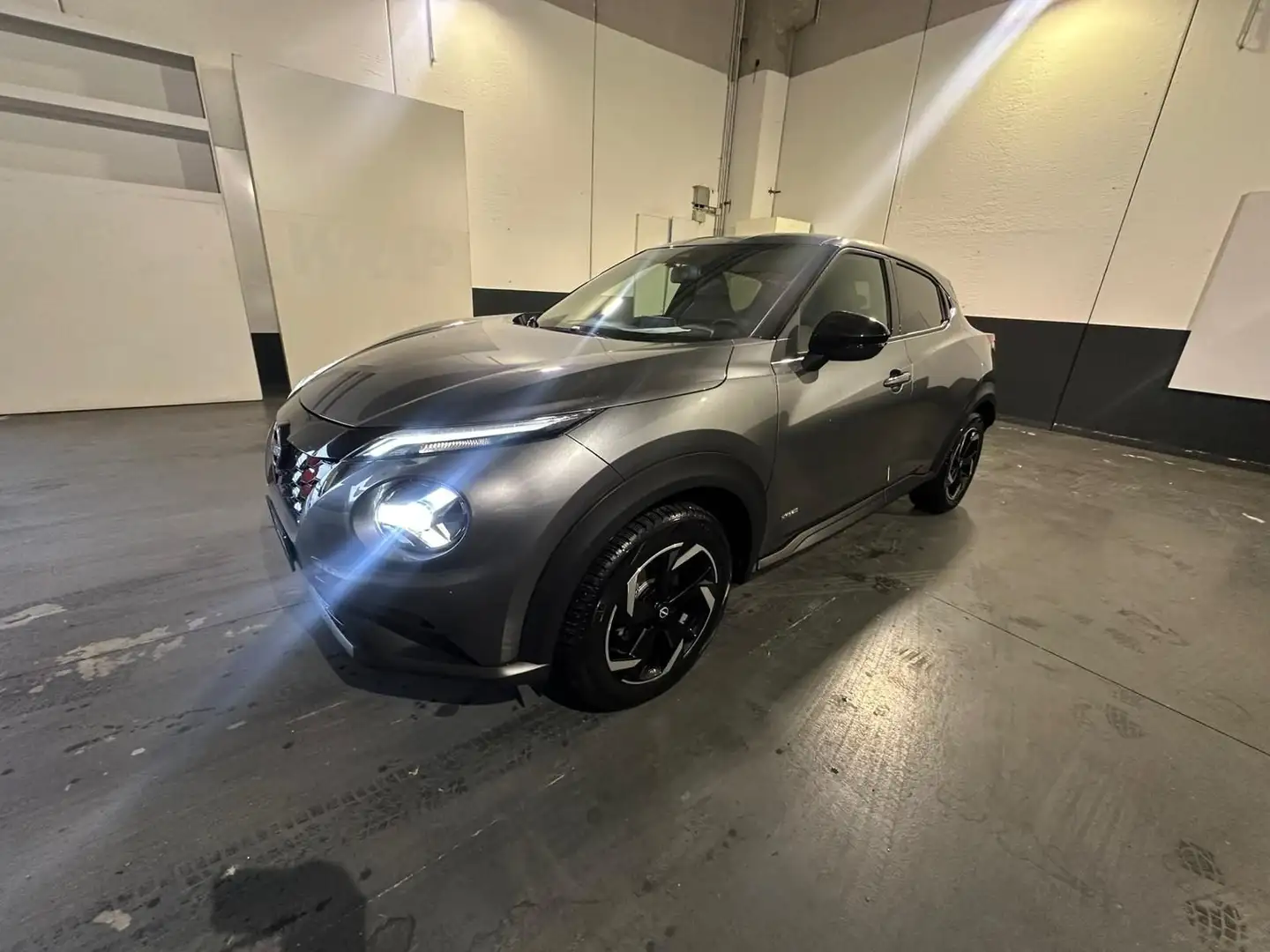 Nissan Juke Juke 1.6 HEV N-Connecta Grigio - 1