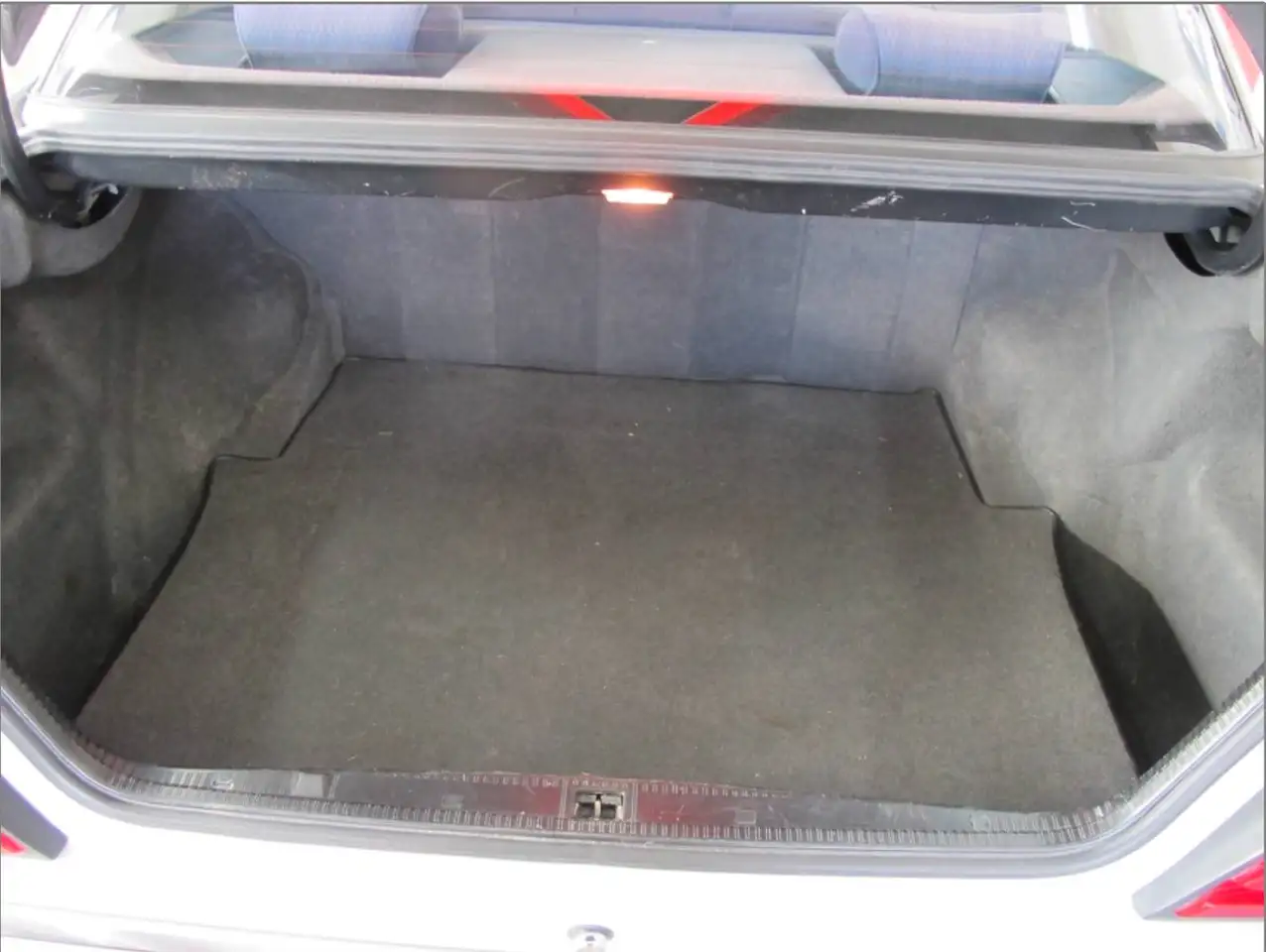 Mercedes-Benz 300 1990er Mercedes W124 300E 4-Matic (Mopf1) Automatik, sensationeller Zustand 2+ mit H-Zulassung und sinnvoller Ausstattung, foto 9