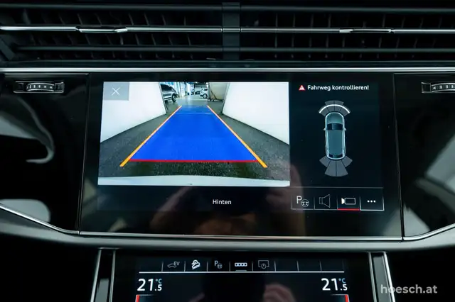 Audi Q8 55 TFSI e quattro LUFT BLACK LEDER ASSISTENZ R-KA Ansicht 17