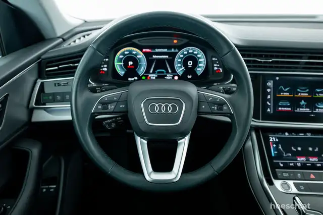 Audi Q8 55 TFSI e quattro LUFT BLACK LEDER ASSISTENZ R-KA Ansicht 6