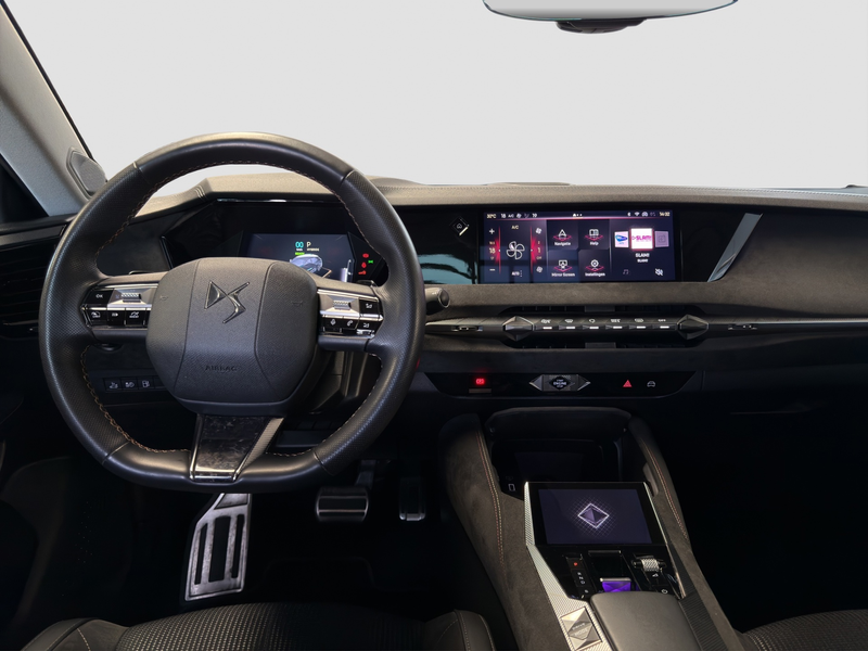 DS Automobiles DS 4 E-Tense Performance Line+|Pano|Focal|HuD|VOL — photo 8