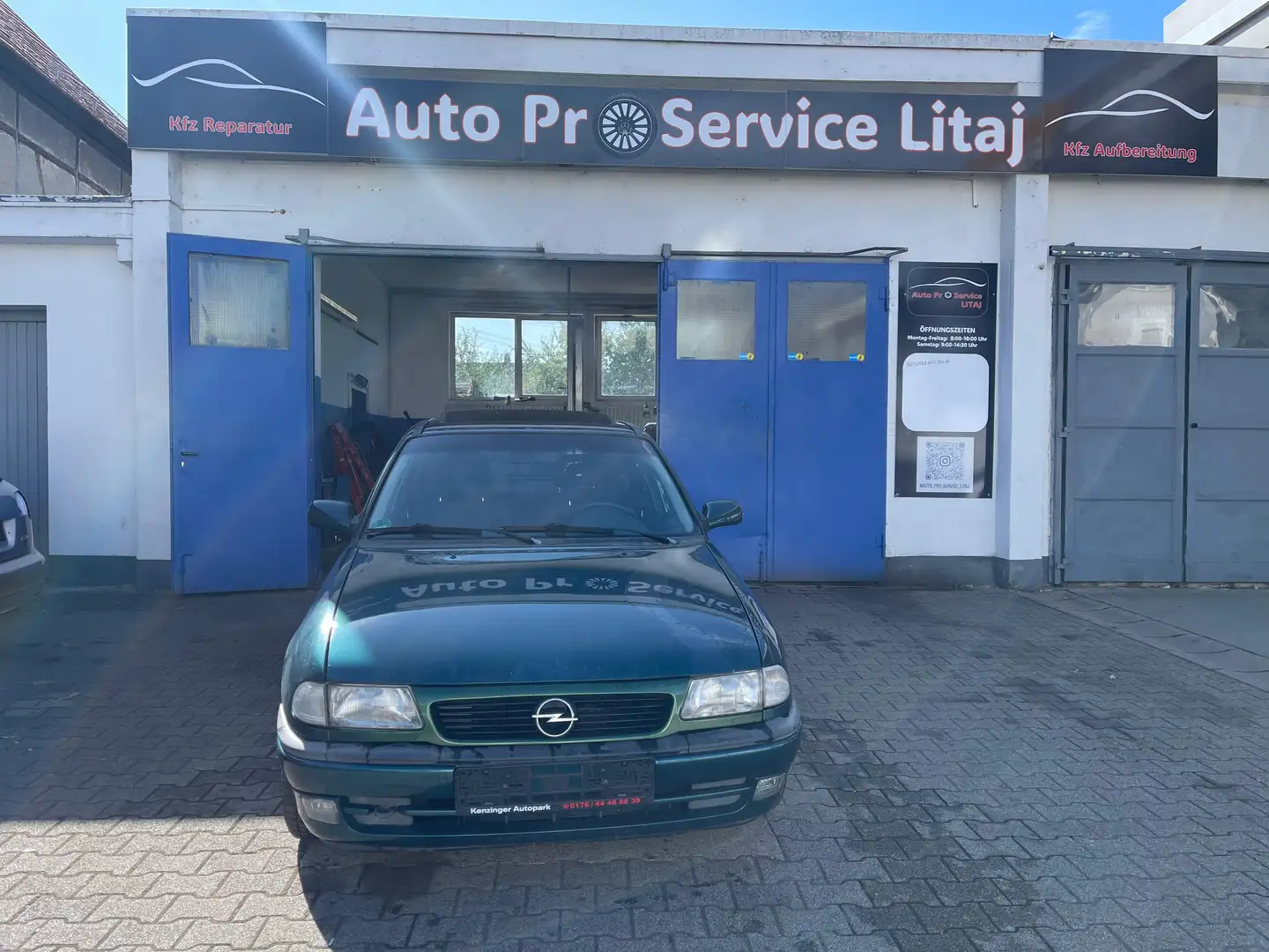 Opel Astra F 1.6 / 2.Hand / TÜV 12.2025 / Service neu / 212t Vert - 1