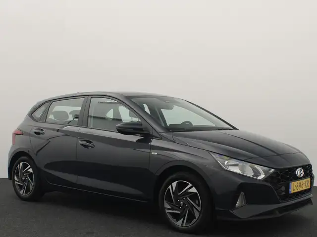 Hyundai I20 view 18