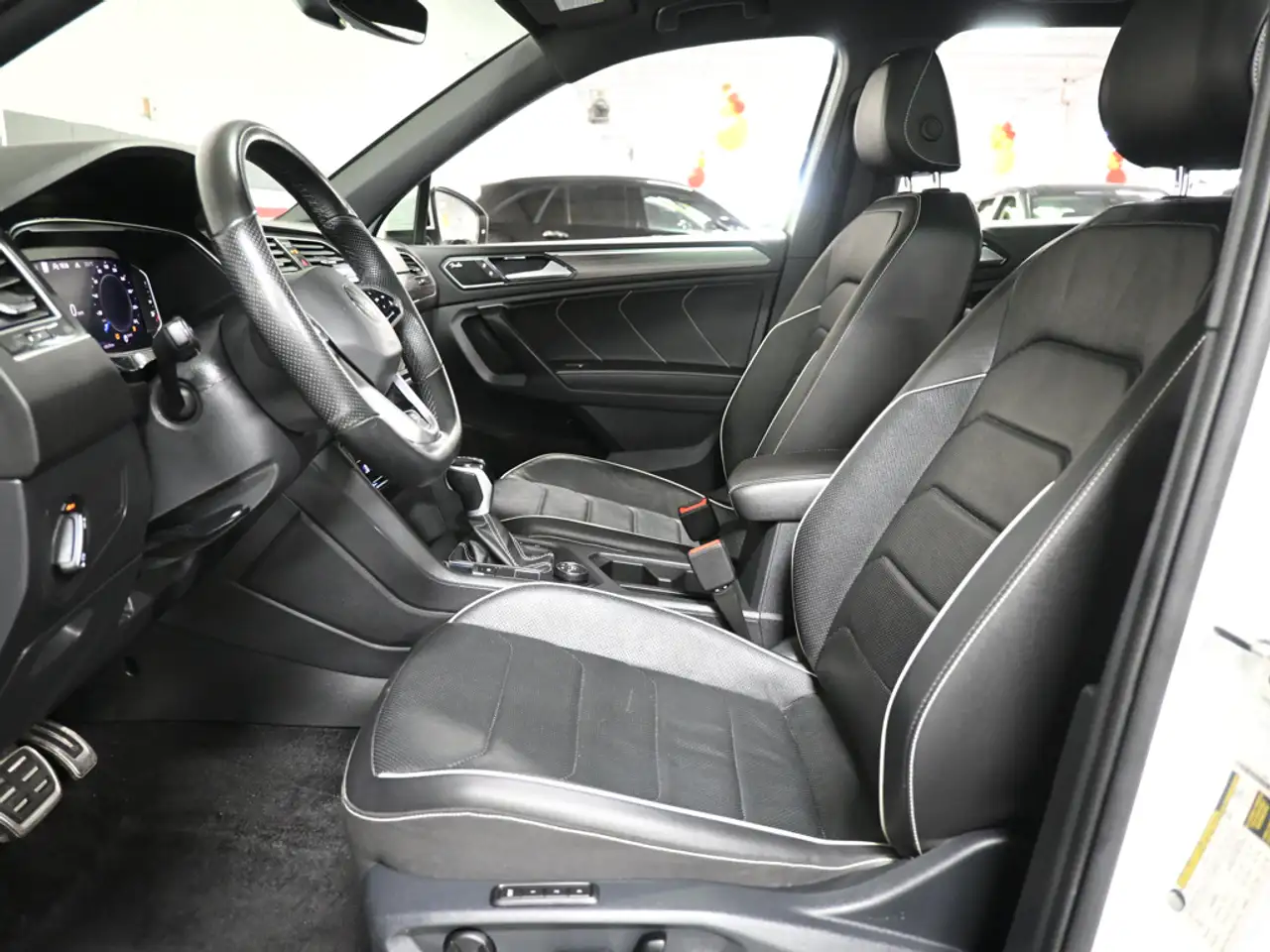 Volkswagen Tiguan photo Volkswagen Tiguan