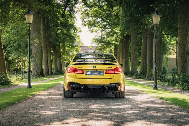 BMW M5 view 18