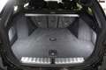 BMW 330 i xDrive Schwarz - thumbnail 3
