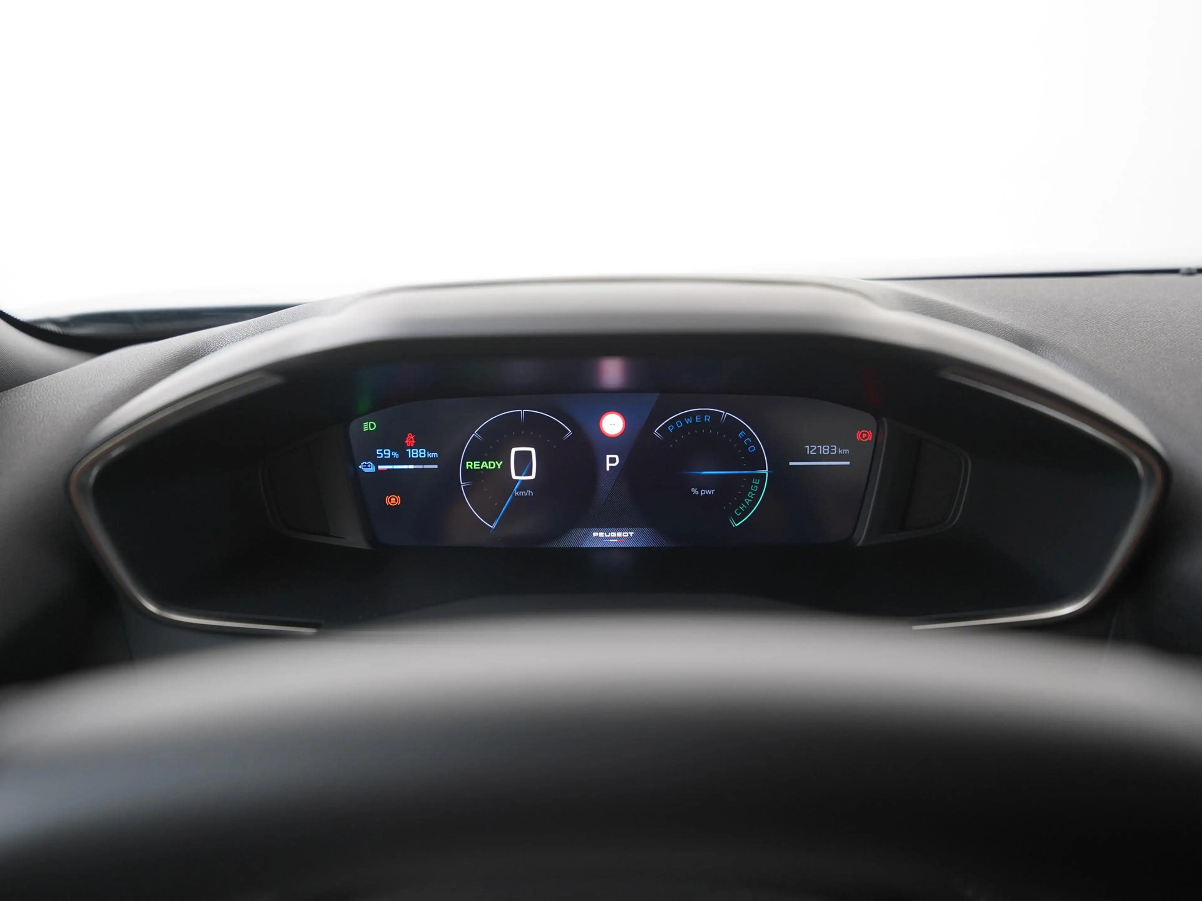 Peugeot e-2008 EV Allure 54 kWh 3 fase | SOH 94% | Navigatie | Ca — photo 9