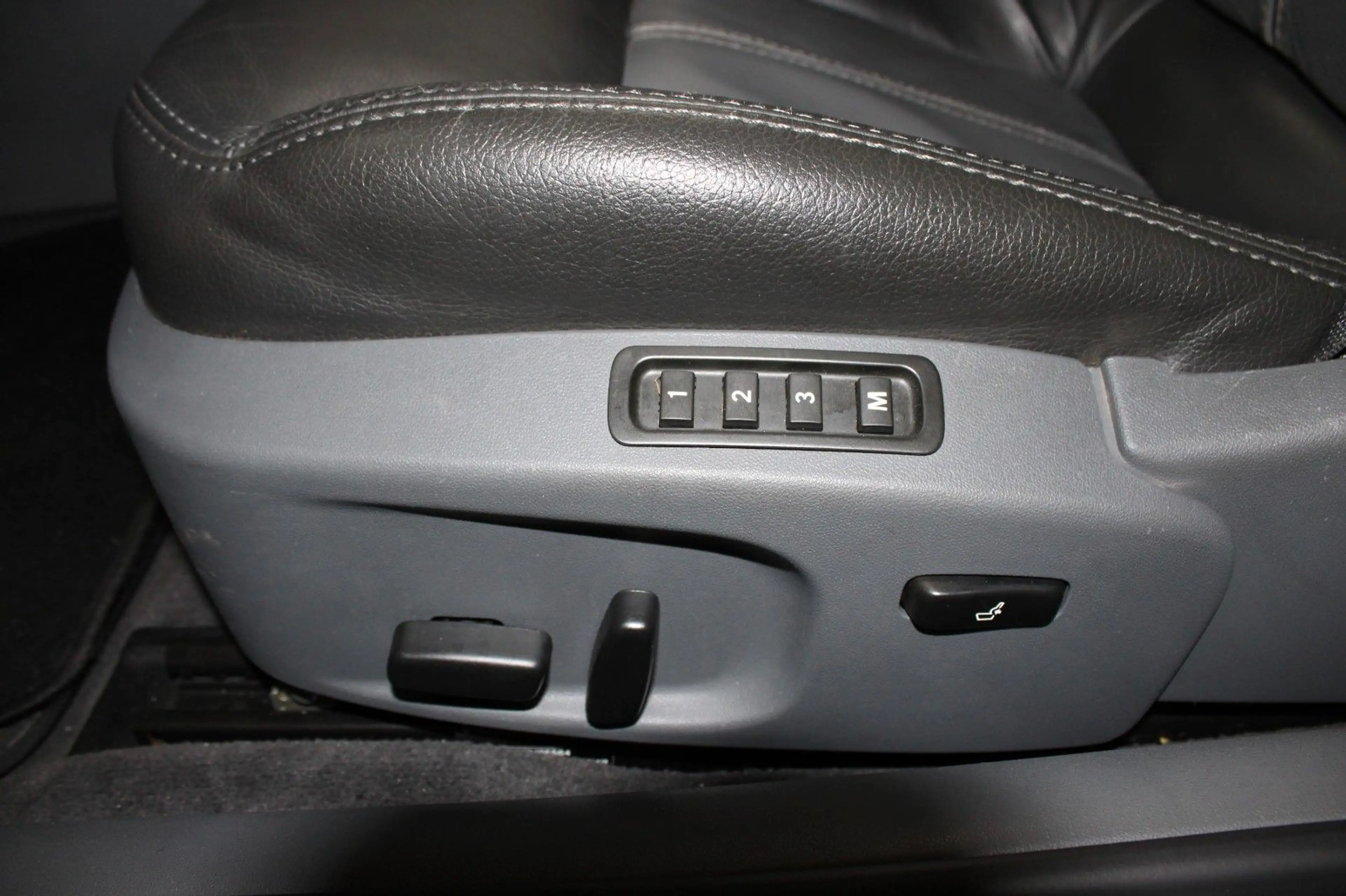 Saab 9-3 Cabriolet 1.9 TiD DPF Vector TOP ZUSTAND — photo 12