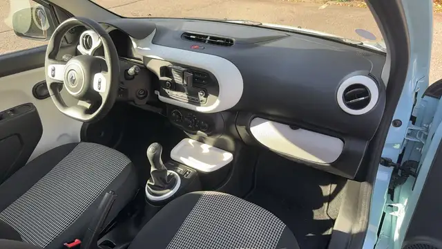 Renault Twingo view 10