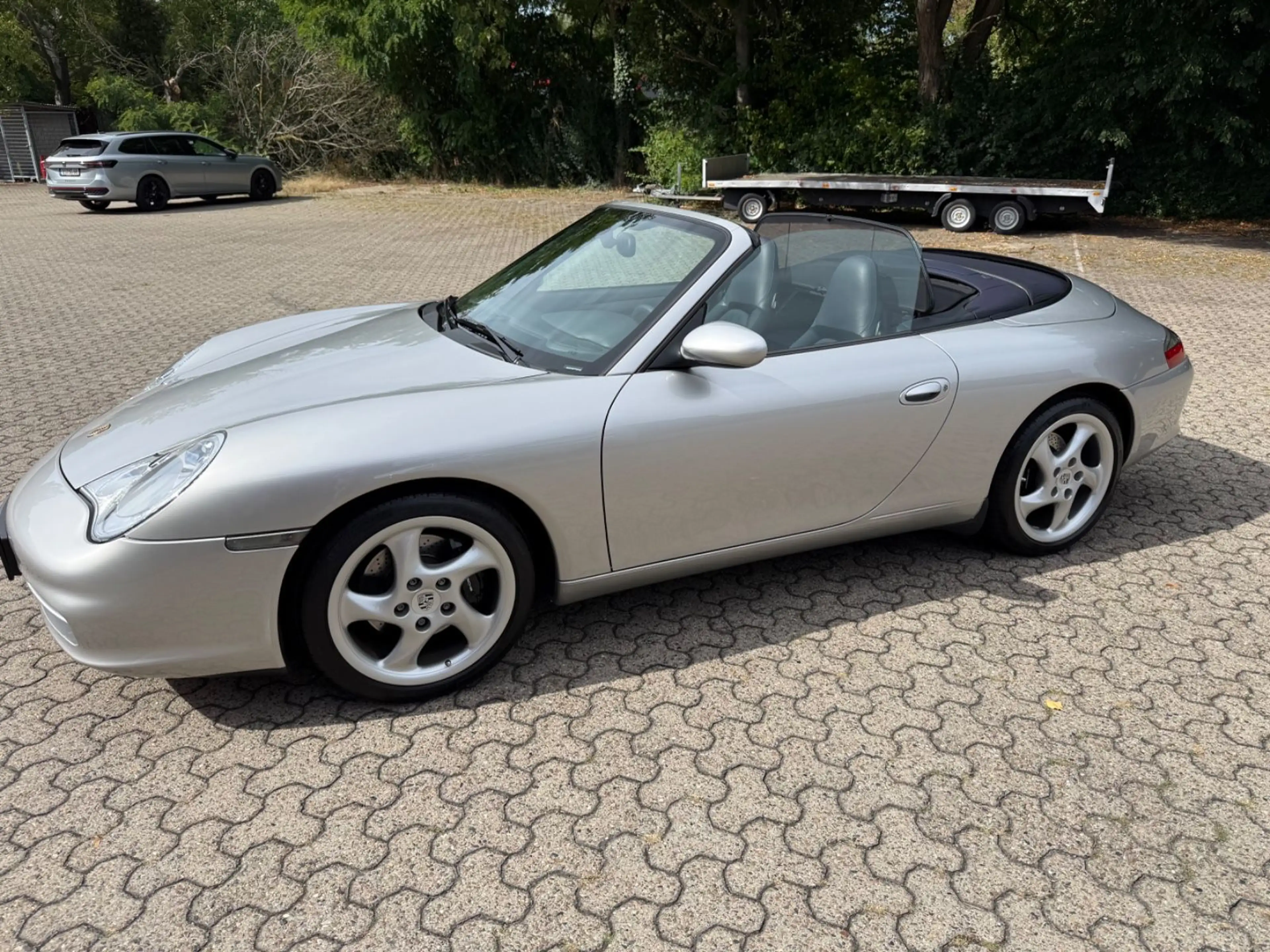 Porsche 996 Carrera Cab.1 Hand, Matching, 1Lack, Scheckh — photo 2