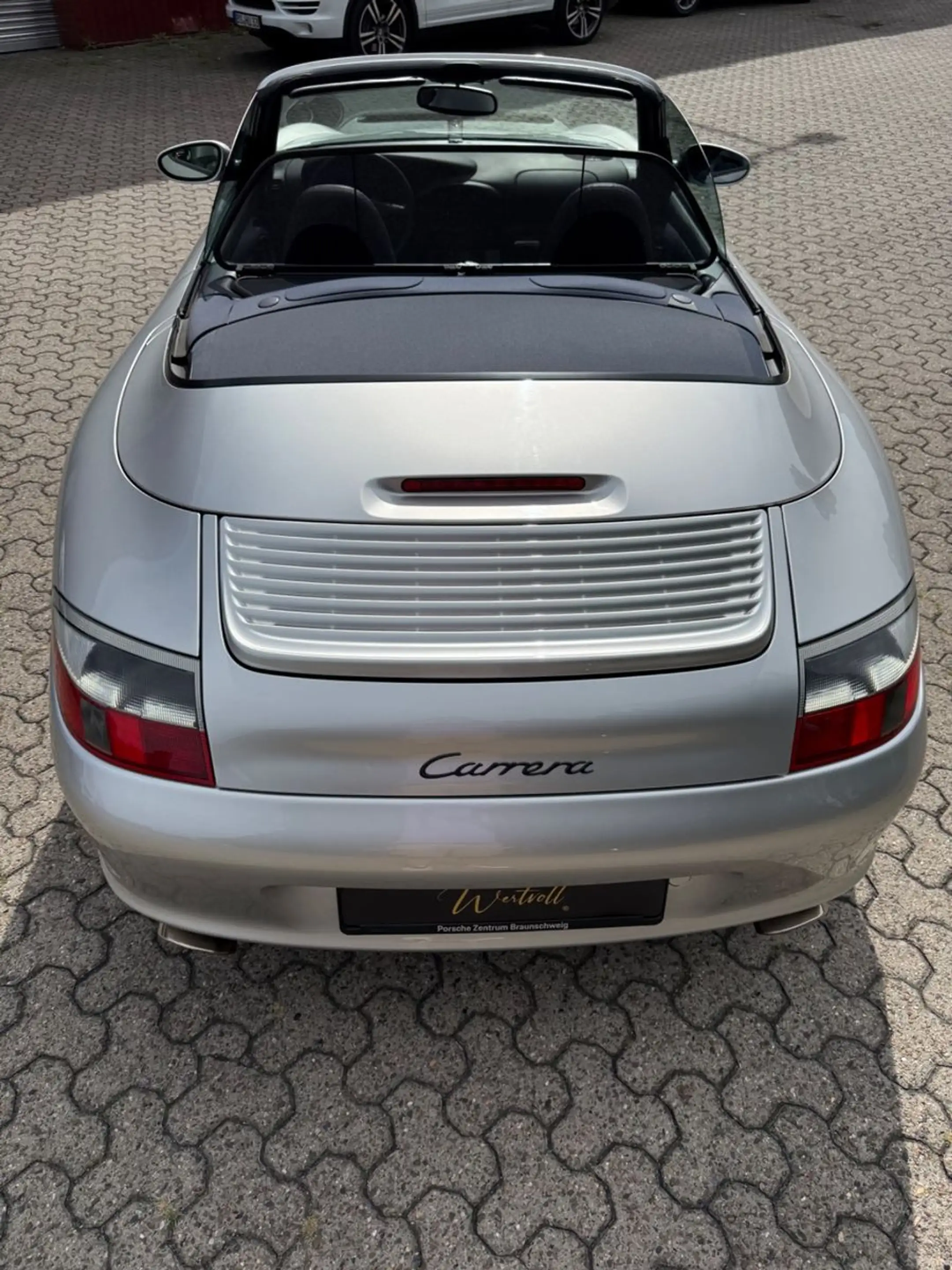 Porsche 996 Carrera Cab.1 Hand, Matching, 1Lack, Scheckh — photo 3