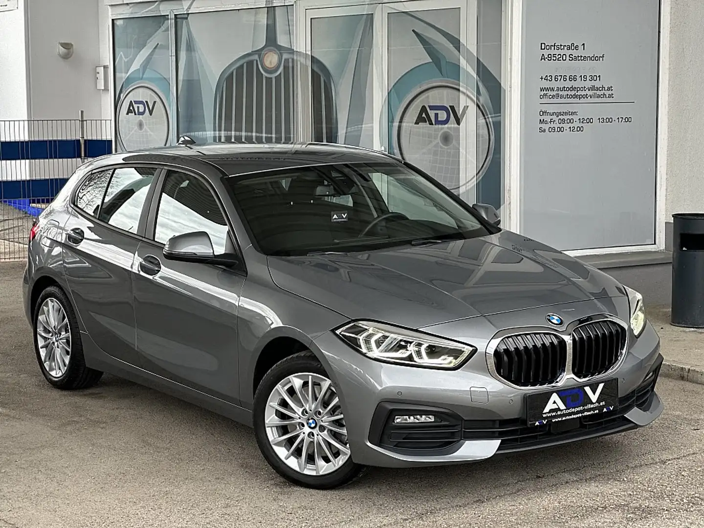 BMW 120 d xDrive Aut. Gris - 1