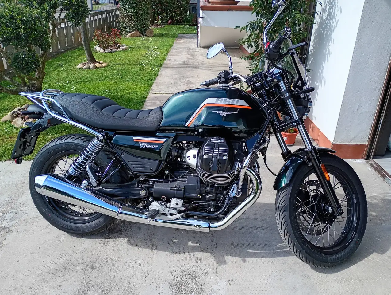 Moto Guzzi V 7