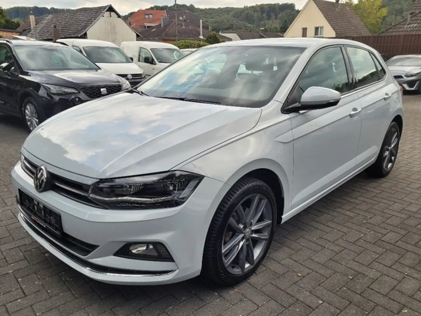Volkswagen Polo HIGHLINE DSG NAVI KAMERA LED ALU VIRTUAL Weiß - 2