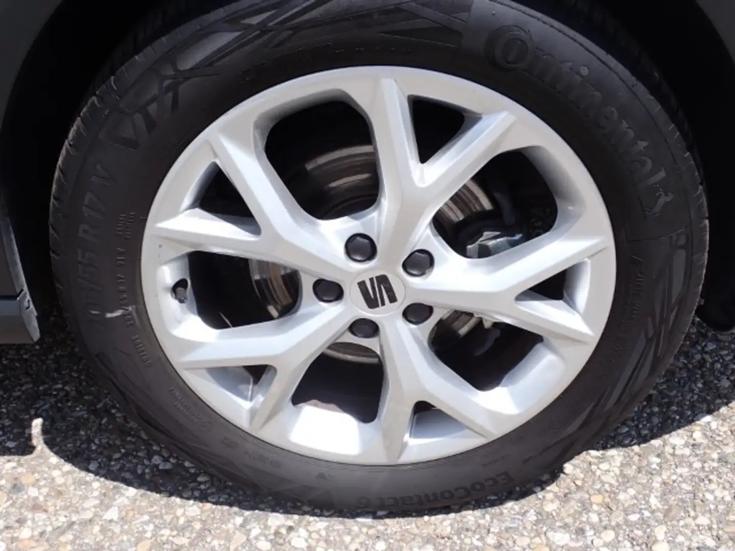 SEAT Arona 1,0 Eco TSI FR Grau - 2