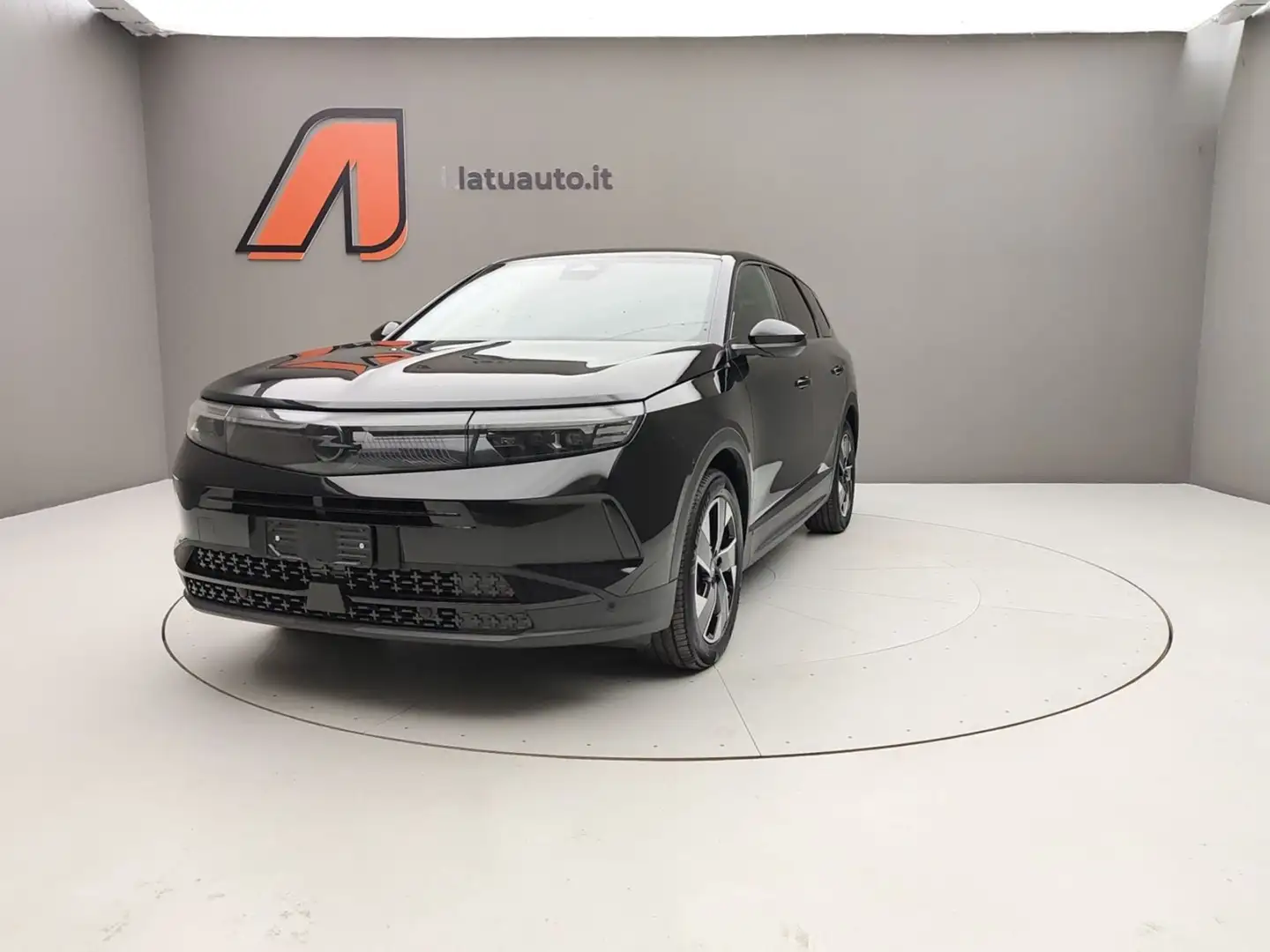 Opel Grandland 1.2 HYBRID 145CV GS EDCT Noir - 1