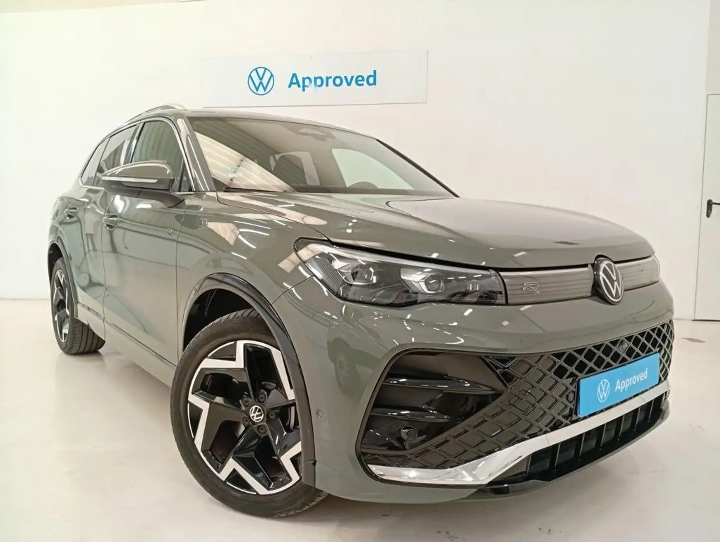 Volkswagen Tiguan 2.0TDI R-Line DSG 110kW Verde - 1
