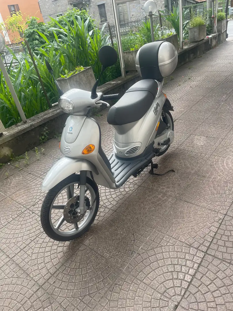 Piaggio Liberty 50 Liberti 50 quattrotempi Grigio - 2