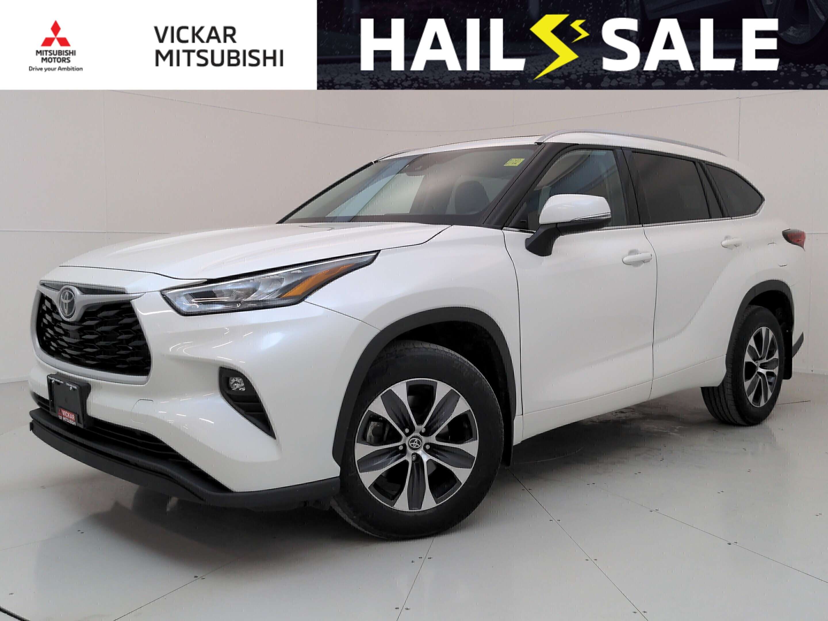White 2021 Toyota Highlander SUV / Crossover All-Wheel Drive 8-Speed Automatic