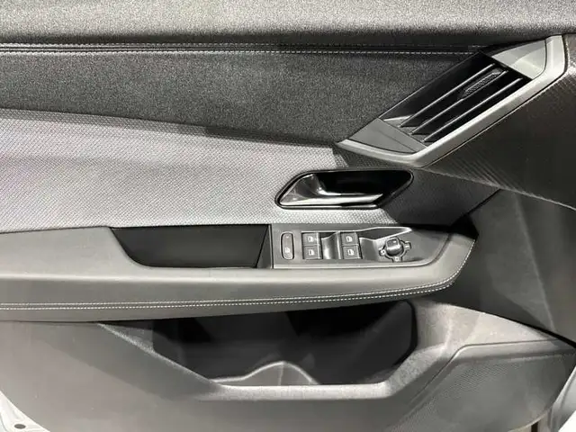 Opel Grandland view 10
