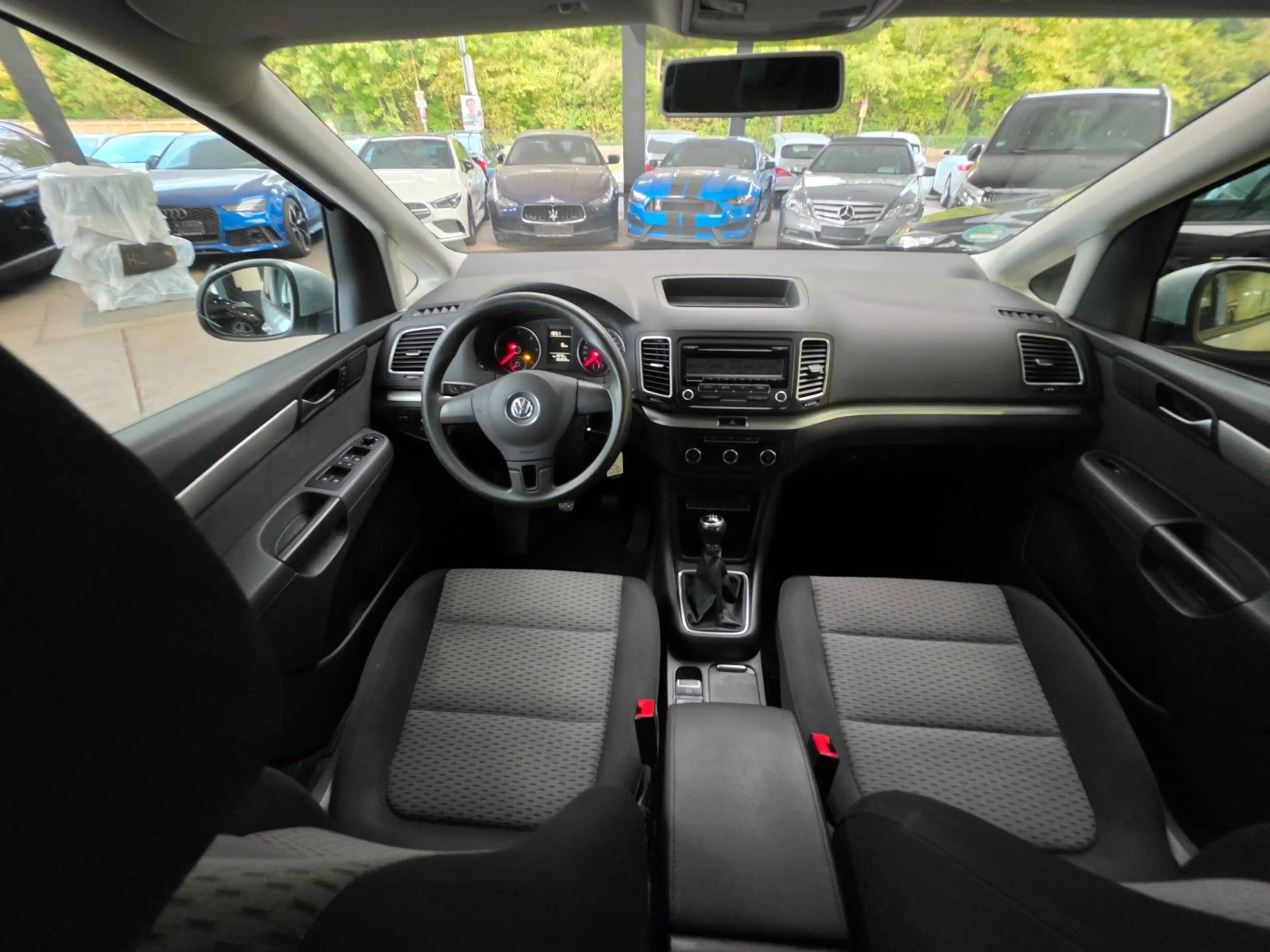 Volkswagen Sharan 2.0 TDI Trendline BMT PRIVACY/AHK/2.Hand — photo 12