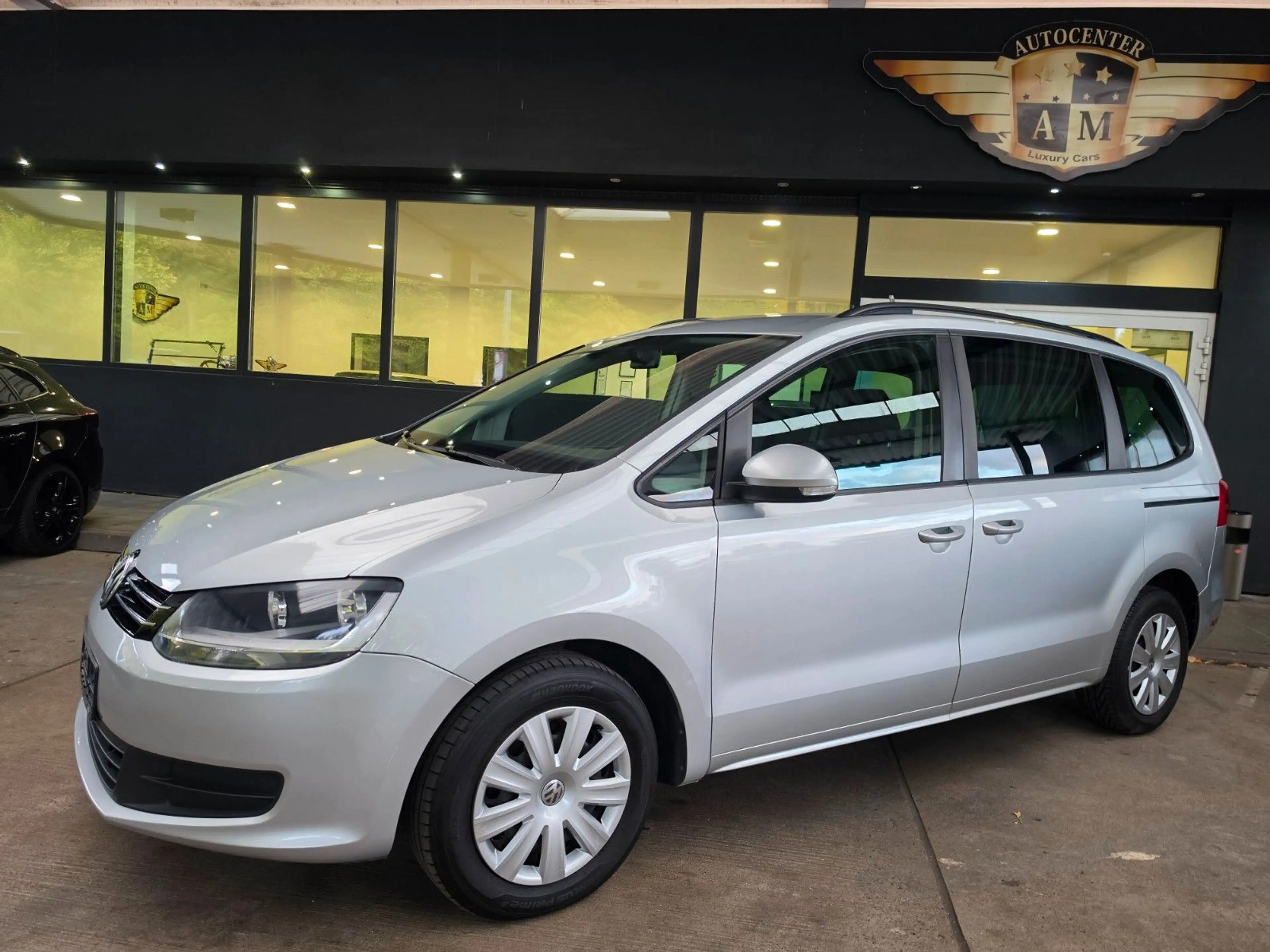 Volkswagen Sharan 2.0 TDI Trendline BMT PRIVACY/AHK/2.Hand — photo 2