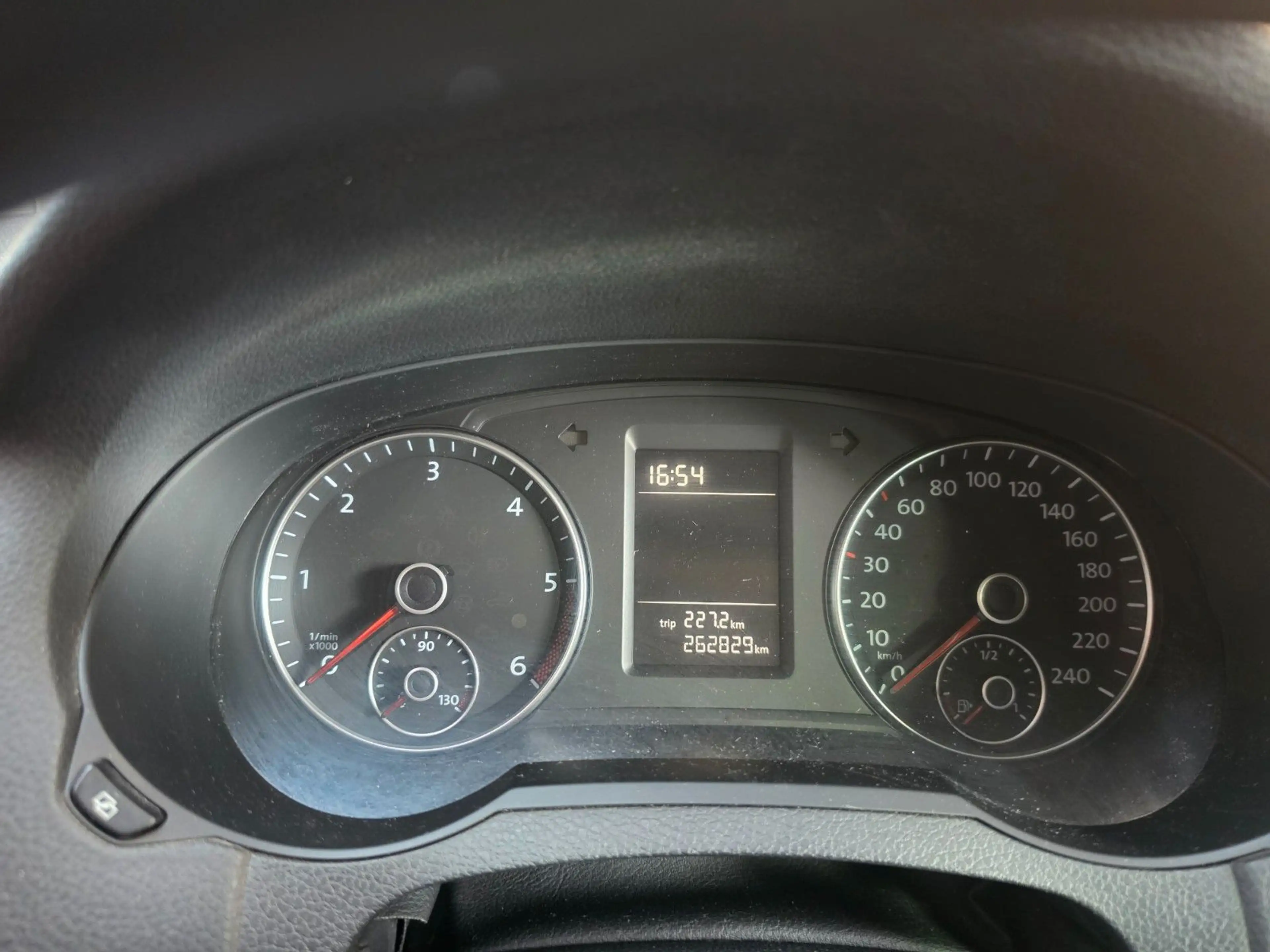 Volkswagen Sharan 2.0 TDI Trendline BMT PRIVACY/AHK/2.Hand — photo 11