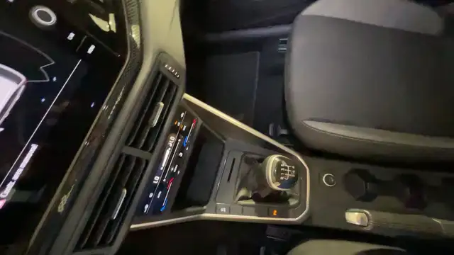 Volkswagen Taigo view 15