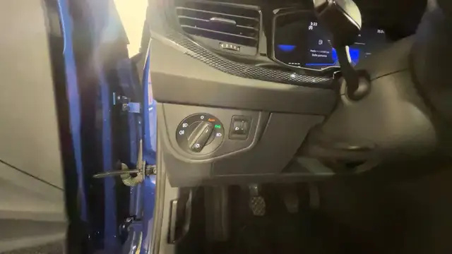 Volkswagen Taigo view 13
