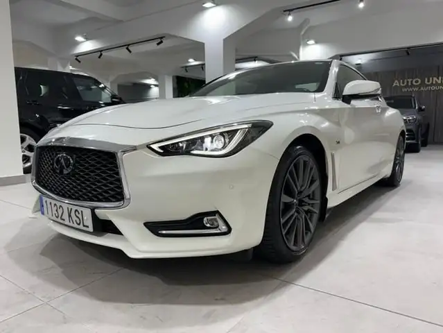 Infiniti Q60 2.0T SPORT AUTO 211cv