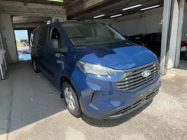 Ford E-Transit 320 2.0 136Cv Combi 9 Posti