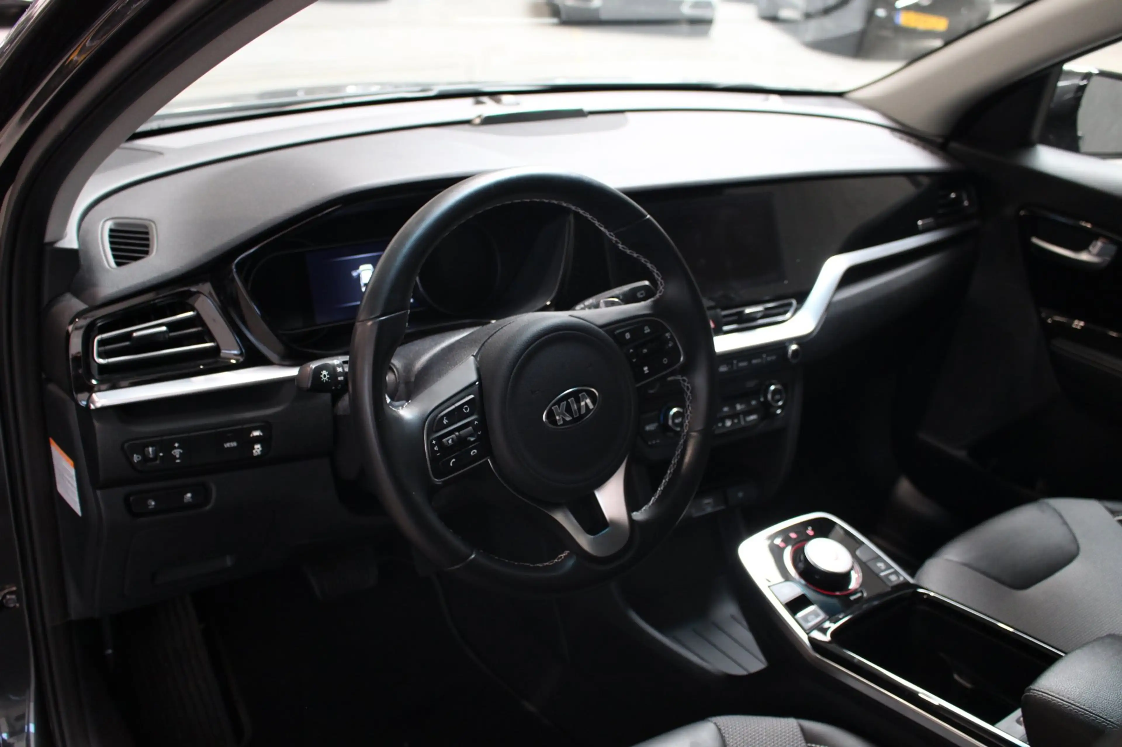 Kia e-Niro DynamicLine 39 kWh SOH 100% 3 fase Prijs is rijkla — photo 3